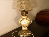 anticka_starozitnost_stolna_lampa_rytjb.jpg