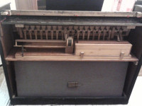 predam_harmonium_skmhi.jpg